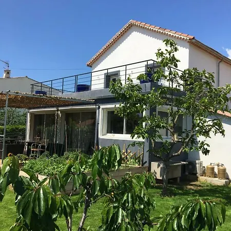 Au Domaine De Lea Apartment Hyères