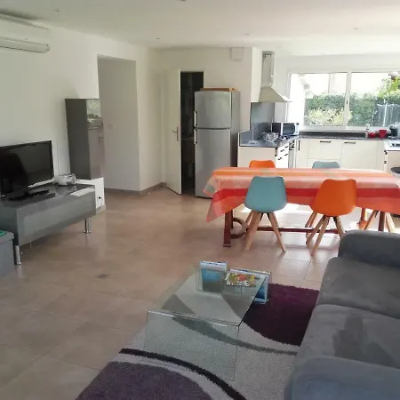 Au Domaine De Lea Hyères