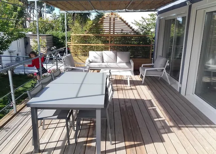 Au Domaine De Lea Apartamento *